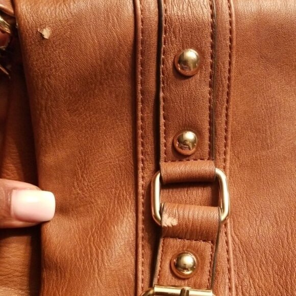 Call it Spring crossbody & wallet set - Picture 3 of 4